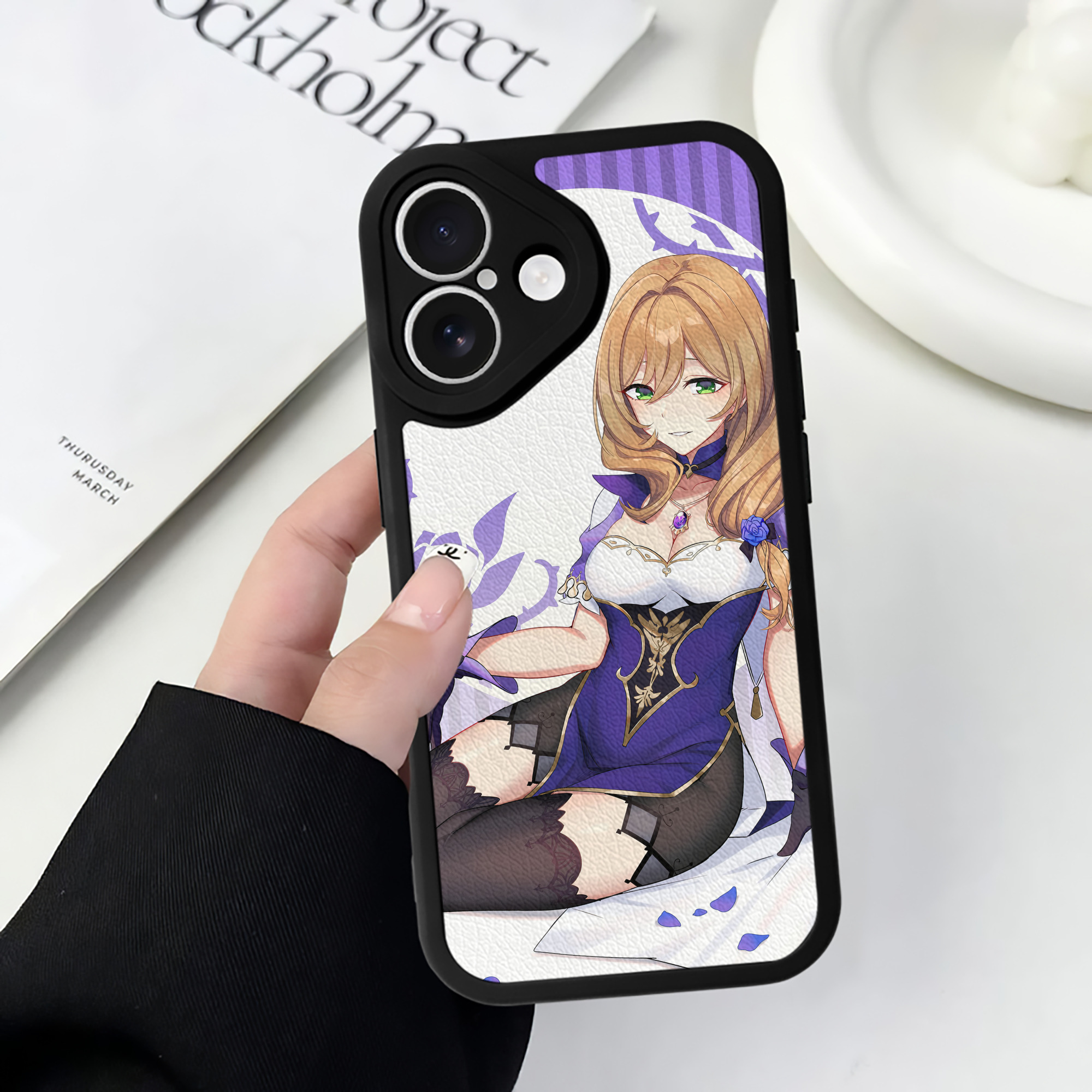 げんし神 genshin 【iPhone 16シリーズ対応】シリコンスマホケース（レザー調） 材質：シリコン